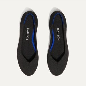 Rothy’s women’s woven round toe ballet flats. Navy Blue size 7.5